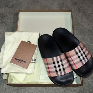 Authentic Burberry Pool Slide in TPU